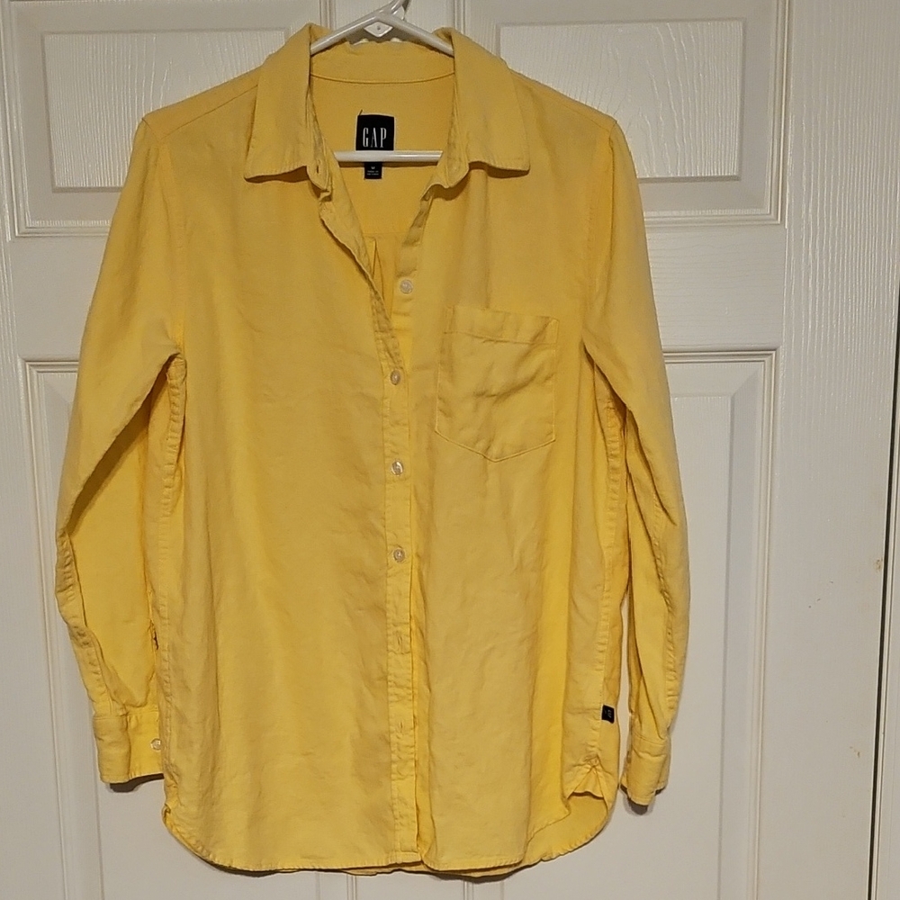 GAP Casual Yellow Linen Button Down Shirt